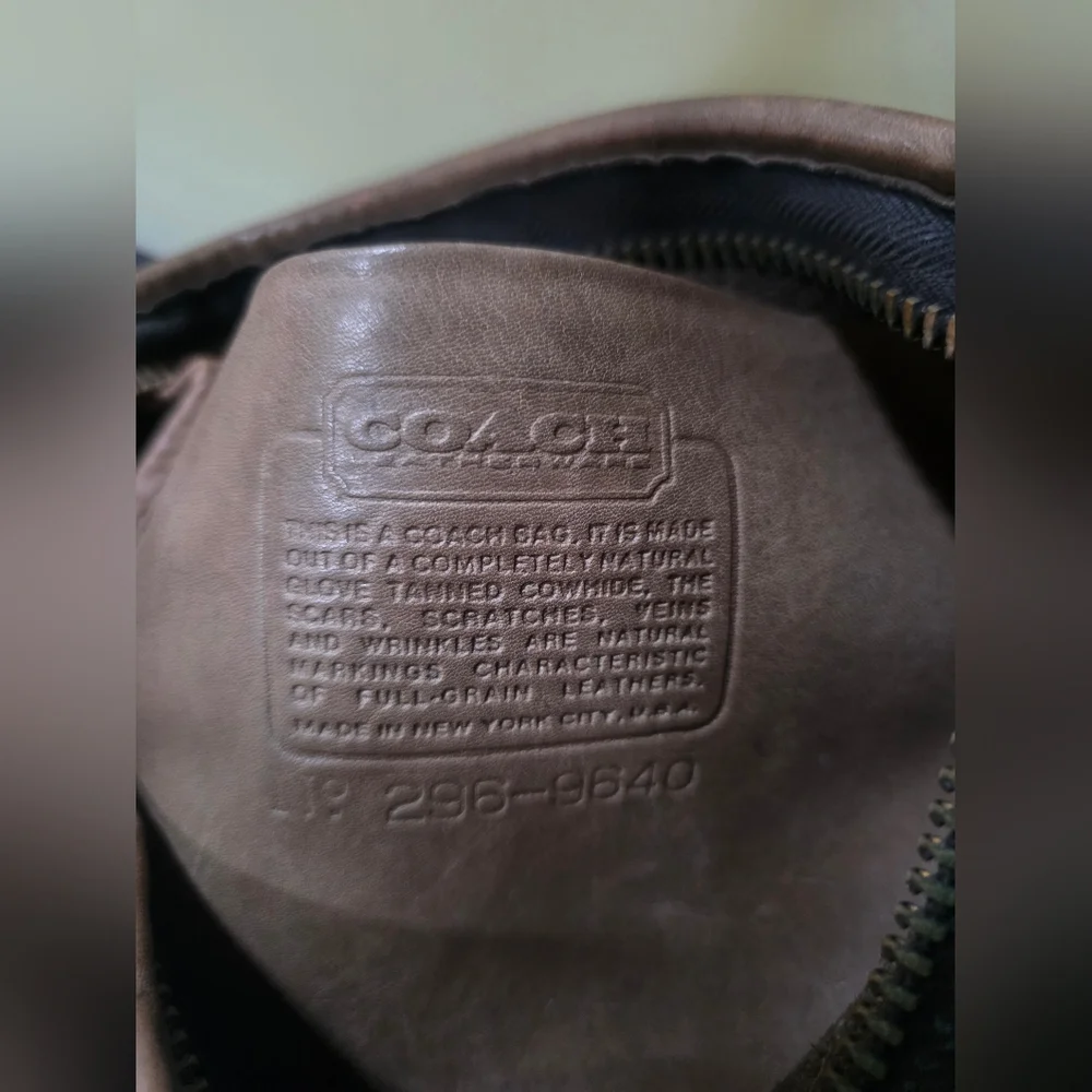AUTHENTIC VINTAGE RARE COACH GENUINE LEATHER HAND BAG 12.5